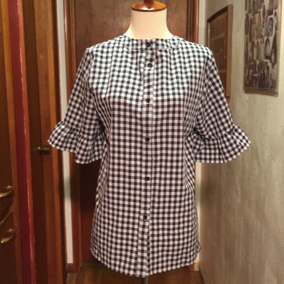 Tops - ๐Button up blouse Tops - ๐Button up blouse